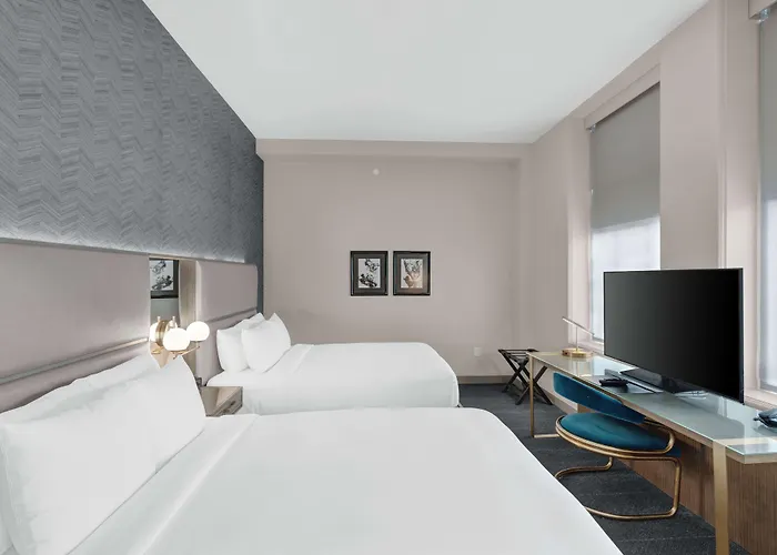 Hotel Club Curio Collection By Hilton