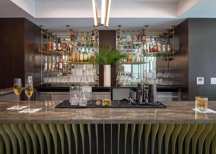 Club Curio Collection By Hilton Hotel