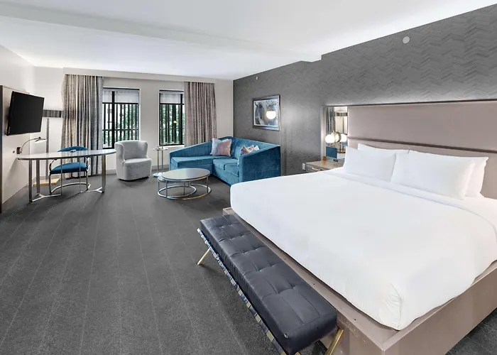 Club Curio Collection By Hilton Hotel Tulsa