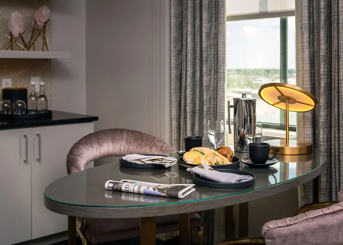 Club Curio Collection By Hilton Hotel 4*