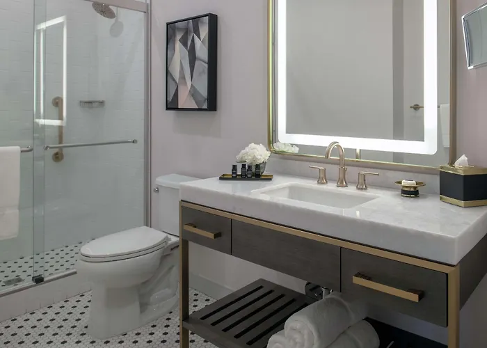 Hotel Club Curio Collection By Hilton 4*