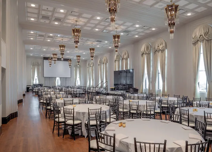 Club Curio Collection By Hilton 4* Tulsa