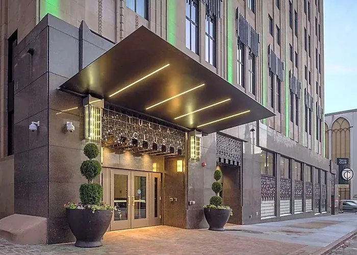 Club Curio Collection By Hilton 4*