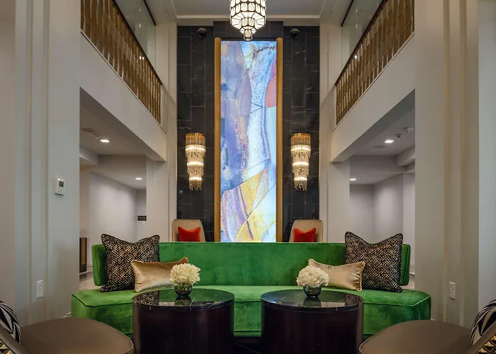 Club Curio Collection By Hilton 4*